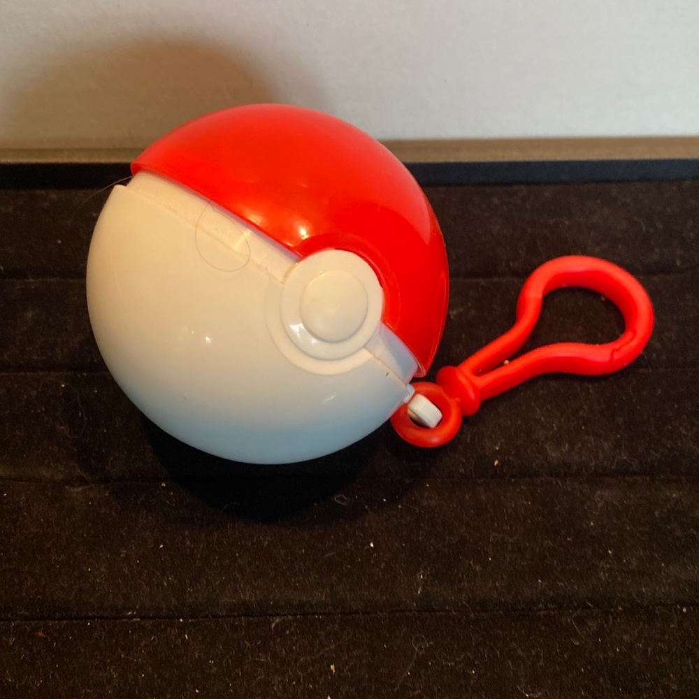 Vintage Pokémon Clip ‘n Go with Prize